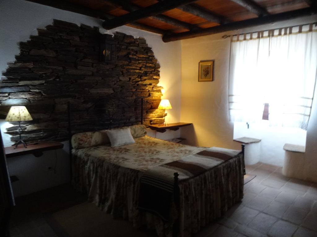 Отель Casa Saramago Монсараш Номер фото